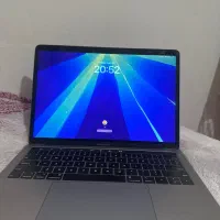 مک بوک پرو 2019 تاچ بار