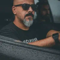 راننده پایه یک هستم