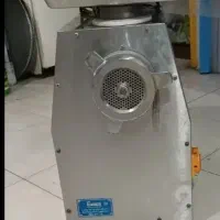 چرخ گوشت صنعتی .رومیزی