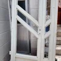 درب آلمینیوم ۲ لت درحد نو