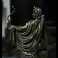 مرد کماندار مجسمه برنزی|کلکسیون اشیاء عتیقه|تهران, اکباتان|دیوار