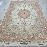 دوعدد ۹ متری و یکعدد ذرع‌نیم و فرش بیضی تبریز