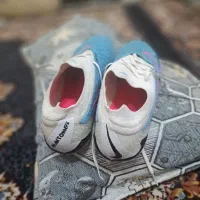 کفش فوتبال|کیف، کفش، کمربند|گتوند, |دیوار