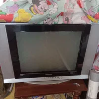 لباسشویی وتلویزیون