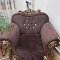 مبل راحتی ۷ نفره به همراه میز ناهارخوری|مبلمان خانگی و میز عسلی|رشت, نخودچر|دیوار