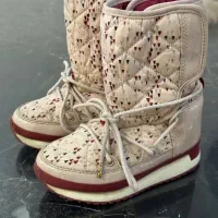 کفش  کتونی بوت دخترانه آدیداس  زارا H&M نایک کیابی|کفش و لباس بچه|تهران, دریاچه شهدای خلیج فارس|دیوار