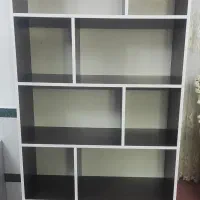 کتاب خانه چوبی