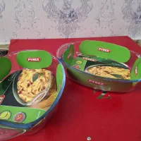 دیس مرغ خوری