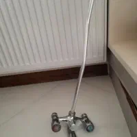 شیر و دوش حمام سالم