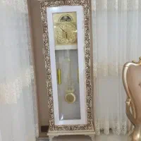 بوفه و ساعت