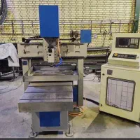 اپراتور دستگاه برش سی ان سی فاز