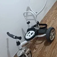 سه چرخه تیتان