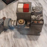 رگلاتور و شیر برقی گاز