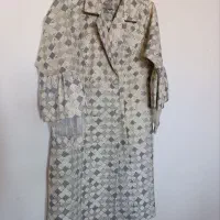 فقط 700