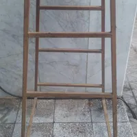 چهارپایه اهنی