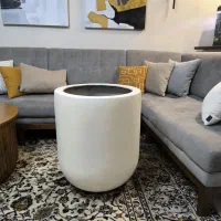 گلدان دکوری کپسولی کرم استخوانی،بسیار شیک و نو
