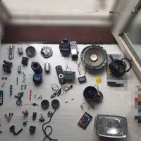 یه سری وسایل به فروش میرسد
