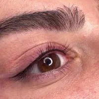 سالن زیبایی کویین اخر  بلوار جانبازان