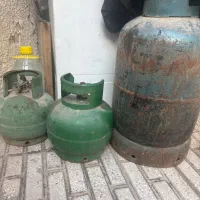 دو عدد پیک نیک و یک عدد کپسول گاز