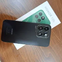 آنر x8b با حافظهٔ ۵۱۲ گیگابایت و رم ۸