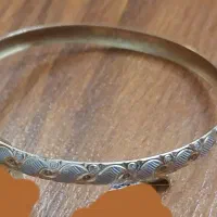 پلاک طلا و النگو|جواهرات|اصفهان, شیخ اشراق|دیوار