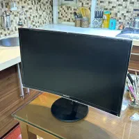 کیس گیمینک و مانیتور خمیده حرفه ای