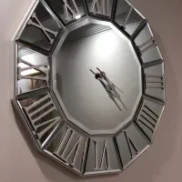 ساعت آیینه ای نو