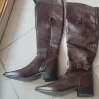 بوت چرم سایز ۴۰ رنگ قهوه ای سوخته