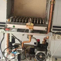 تعمیرات تخصصی آبگرمن دیواری و پکیج