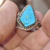 فیروزه نیشابور خطی