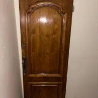 در چوبی به همراه آکاردئونی|مصالح و تجهیزات ساختمان|تهران, نظامی گنجوی (توانیر)|دیوار