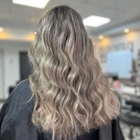 خدمات ناخن، مژه،بافت،اصلاح ابرو،رنگ و کراتین|خدمات آرایشگری و زیبایی|کرج, گلشهر|دیوار