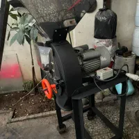 آسیاب رجبی|ماشین‌آلات صنعتی|رشت, یخسازی|دیوار