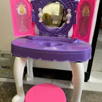 میز آرایش کودک