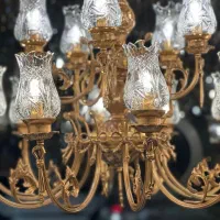 لوستر سلطنتی دوطبقه ۱۵ شاخه|لوستر و چراغ آویز|کرج, کوی کارمندان شمالی|دیوار