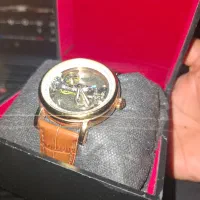 ساعت لاکچری. استفاده نشده