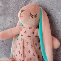 عروسک خرگوش گوش دراز