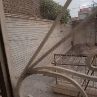 زمین-فروشی