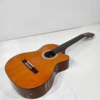 گیتار پائوچیا اصلی