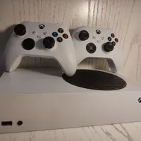 Xbox Series S تمیز + ۲ دسته + هدفون + شارژر|کنسول، بازی ویدئویی و آنلاین|مشهد, هفت تیر|دیوار
