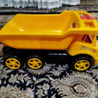 کامیون شش چرخ بزرگ بچگانه با قیمت باورنکردنی|اسباب‌‌بازی|مشهد, شهید معقول|دیوار