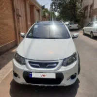 کوئیک R سفید مشکی، 1400 بی رنگ، بی ضربه،کم کار