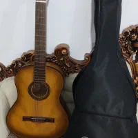گیتار کلاسیک سالم + کیف