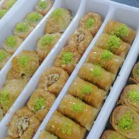باقلوا شیر عسل