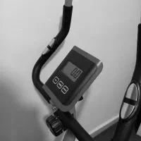 دوچرخه ثابت سمپل|تجهیزات ورزشی|اسلام‌شهر, شهرک قائمیه|دیوار