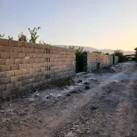 باغچه ۵۰۰متری چهاردیواری شده