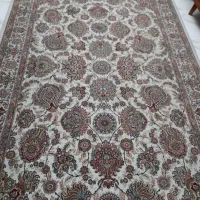 یک عدد فرش مناسب باغ