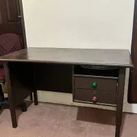 میز تحریر چوبی