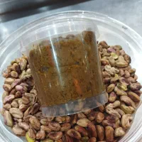 کره پسته و بادام زمینی