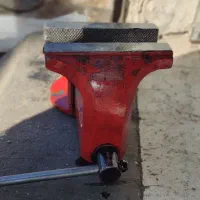 گیره 180 فولادی و بکس بادی|ابزارآلات|تربت جام, والفجر|دیوار